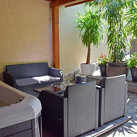 In - Balaton 50113 Appartamento